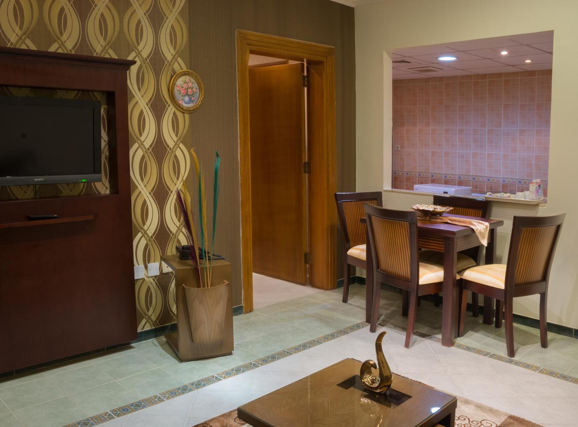 Safari Hotel Apartment Jeddah Exterior photo